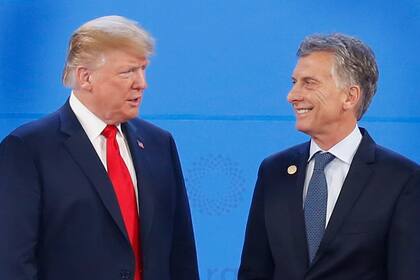 La Casa Rosada analiza declarar oficialmente a Hezbollah como organización terrorista. A la luz del vínculo bilateral con Estados Unidos, la propuesta podría interpretarse como la letra chica del respaldo a la política económica de Macri.