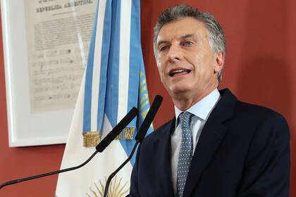 La Casa Rosada recibió con malestar la misa en Luján con la presencia de los jefes camioneros; contactos con el Episcopado para conocer los motivos del acto en la Basílica