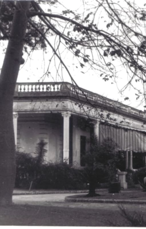 La casona de Rocha en 1960. en una imagen del Instituto y Archivo Histórico Municipal de Morón