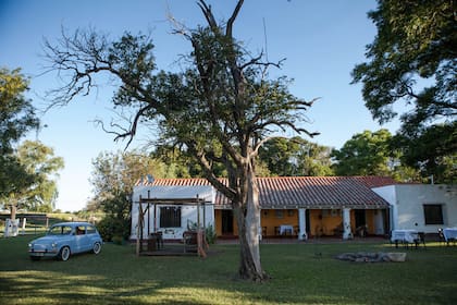 La casona donde está La Torgnole fue parte de un tambo de la estancia La Paz, en Ascochinga.