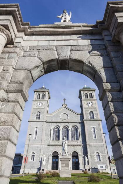 La catedral basílica de San Juan Bautista, en la capital de Terranova, ha sido vendida para pagar las compensaciones a las víctimas de pedofilia de la iglesia