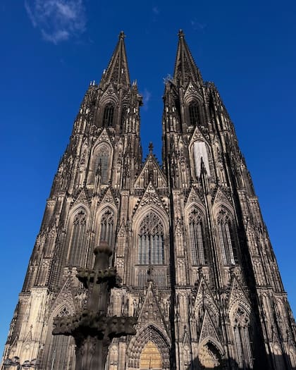 La Catedral de Colonia, en Alemania, es la más grande en el estilo gótico de todo el mundo