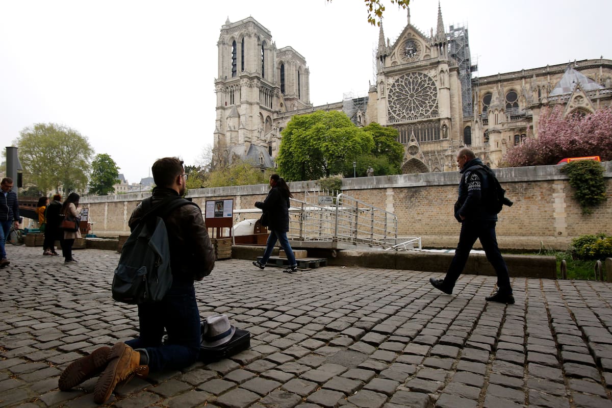 La catedral de Notre Dame tras su incendio en París