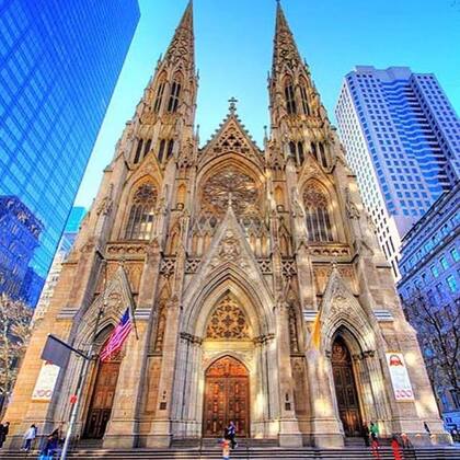 La Catedral de San Patricio tiene una imagen de la Virgen de Guadalupe en su interior y todos los años realizan celebraciones en su día (Instagram/@nuevayorkentuidioma)