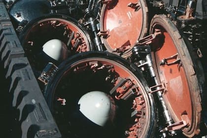 La causa de las explosiones fue una falla en los torpedos que utilizaron en la maniobra militar.