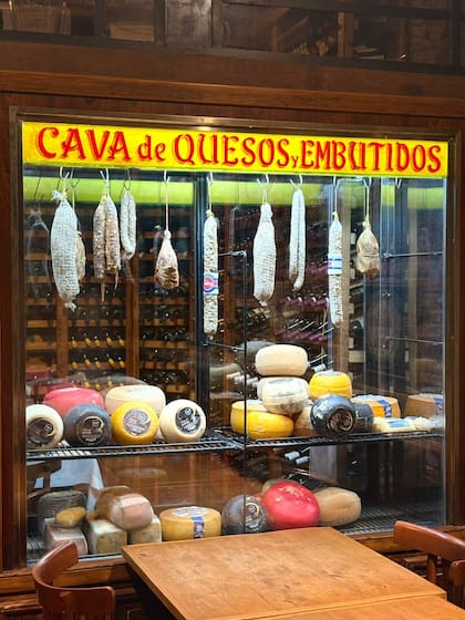 La cava de quesos y embutidos, una de las últimas incorporaciones