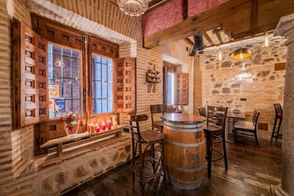 La Cave de Toledo, un restaurante al estilo taberna (Foto: Instagram @lacavetoledo)