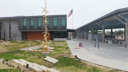 La CBP detendrá temporalmente el tráfico vehicular en el Puente Juárez-Lincoln el próximo 11 de septiembre