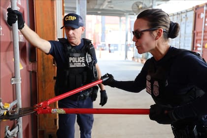 La CBP inspeccionó un remolque de carga en San Juan, Puerto Rico