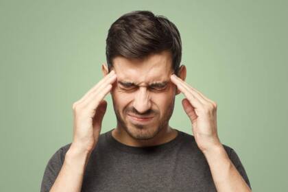 La cefalea no solo afecta a la salud física, sino también a la mental (Foto: iStock)