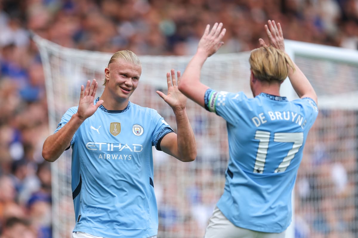 La celebración de Erling Haaland con De Bruyne en el primer gol de Manchester City
