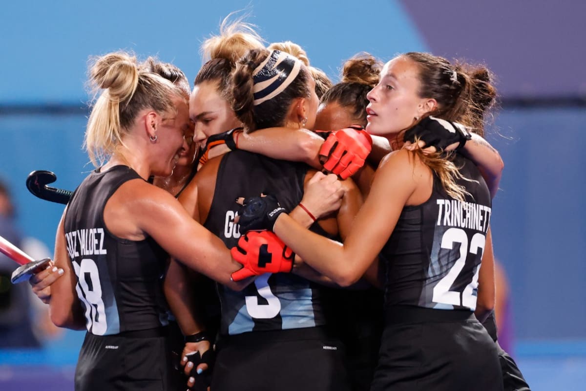 La celebración del segundo gol de las Leonas ante India