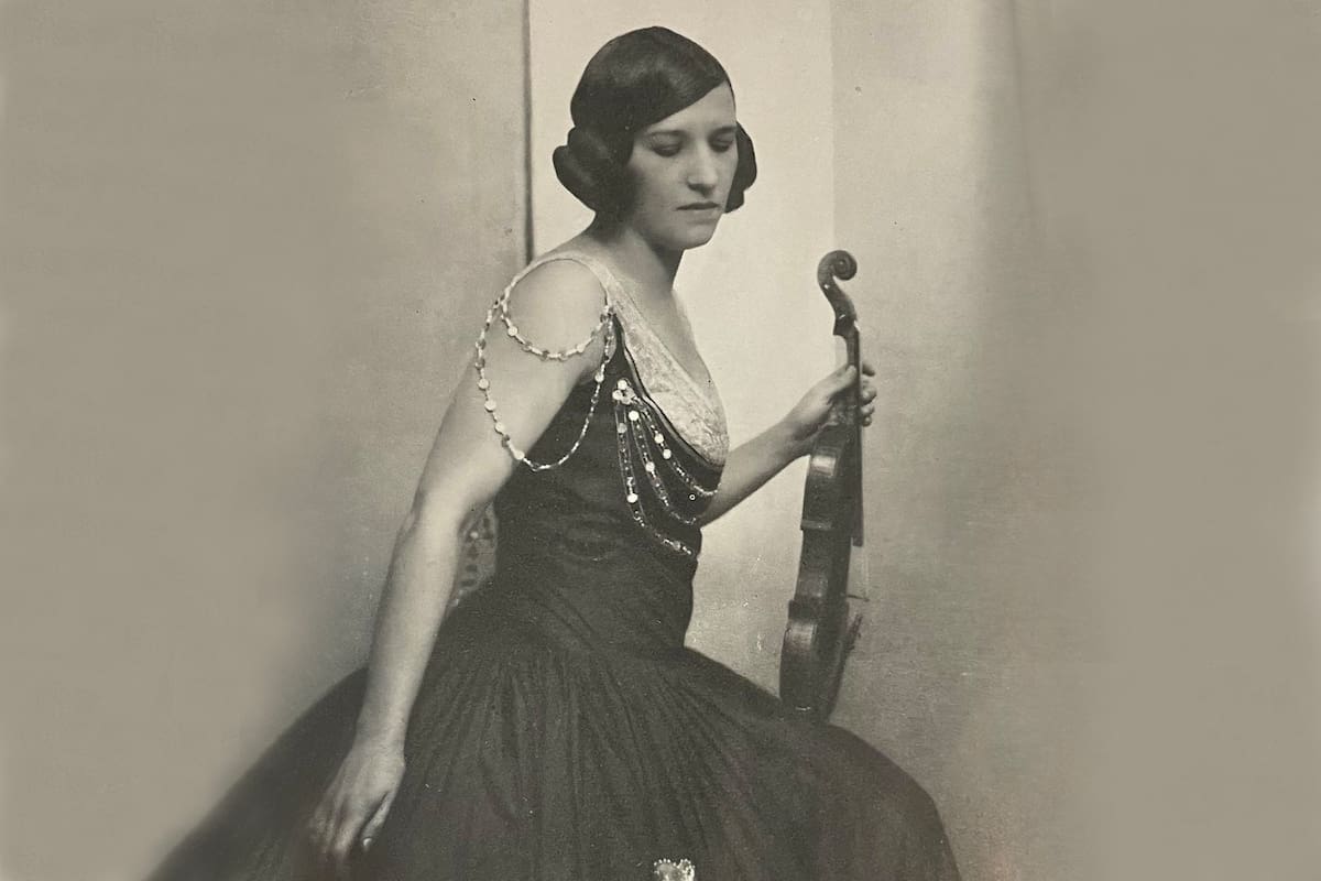 La célebre violinista Jelly D'Aränyi