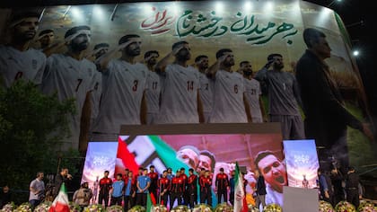 La ceremonia de despedida de la selección de fútbol iraní antes de viajar a Estados Unidos para disputar el Mundial 2026