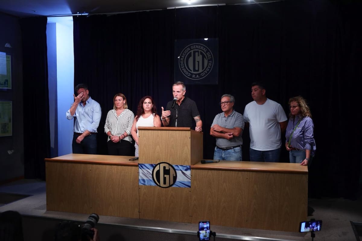 La CGT adelanta una reunión para este lunes y evalúa un paro cuando Diputados trate el proyecto