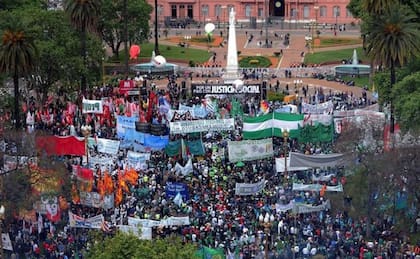 La CGT sumará el apoyo de gremios del transporte, estatales y otros para su paro general del 24 de enero