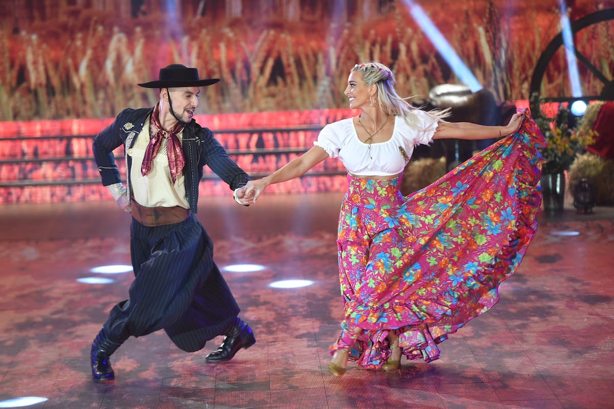 La chacarera de la mediática modelo no logró convencer al jurado