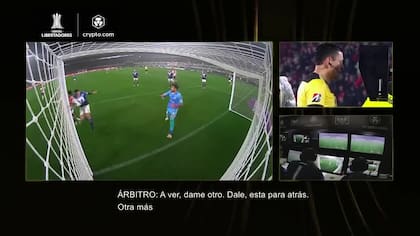 La charla en el VAR por el gol anulado a River