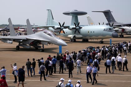 La China International Aviation and Aerospace Exhibition, en Zhuhai, en medio de las crecientes tensiones con Taiwán (AP Photo/Ng Han Guan)