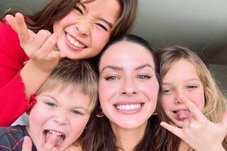 La imagen con que la China Suárez confirmó que sus hijos están escolarizados en Turquía