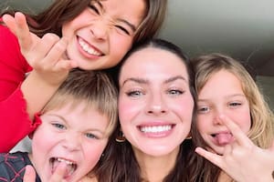 La China Suárez junto a sus tres hijos: Rufina, Magnolia y Amancio