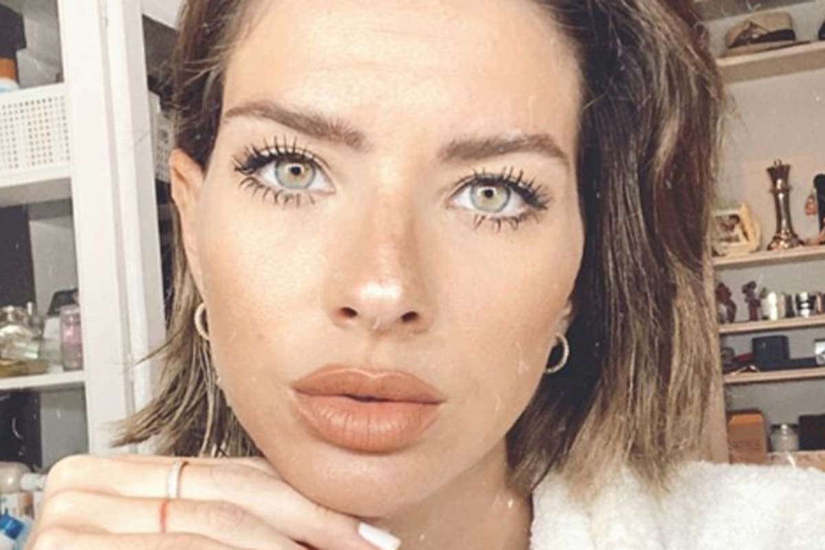 La China Suárez regresó de Londres y demostró su enojo por la confirmación de su embarazo