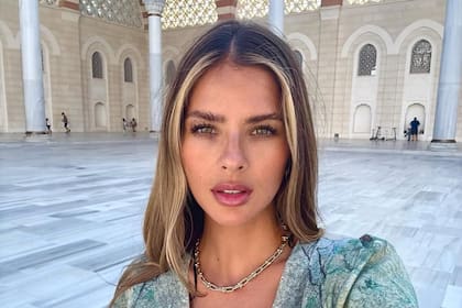 La China Suárez se muestra muy feliz con su nueva vida mientras en Buenos Aires sigue protagonizando escándalos