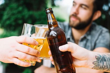 La ciencia definió cuándo es mejor dejar el alcohol para proteger el cerebro