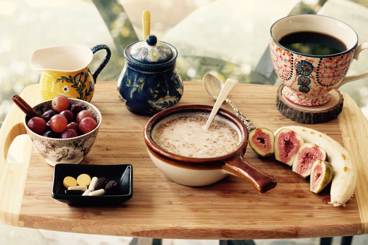 La ciencia descubrió qué ocurre cuando se atrasa el consumo de la primera y la última comida del día