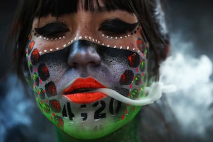 La cifra 420 está relacionada con el consumo de marihuana (AP Foto/Marco Ugarte, Archivo)