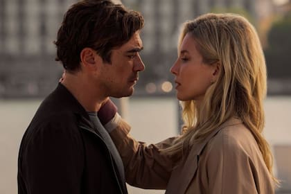 La cinta está protagonizada por Ricardo Scamarcio y Annabelle Wallis (Foto: Instagram @netflixit)