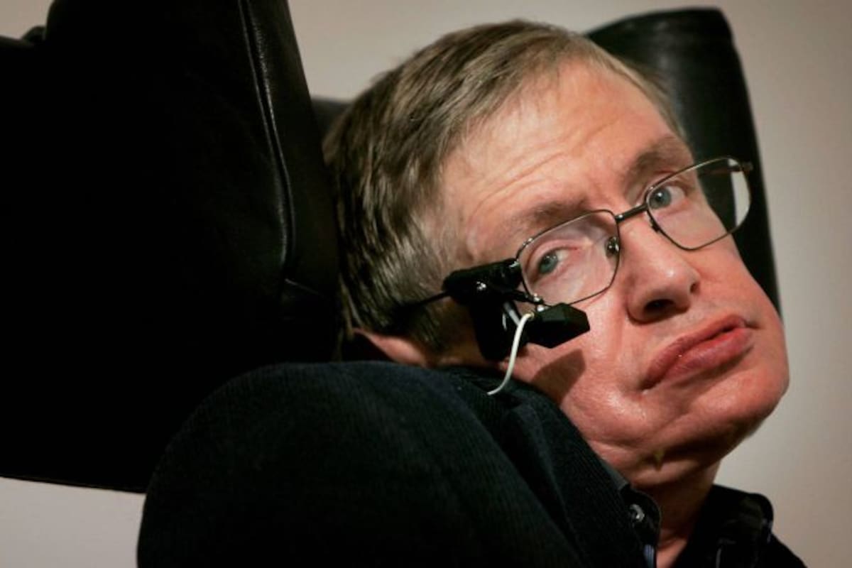 La cita del día de Stephen Hawking invita a reflexionar sobre el enojo y las quejas constantes