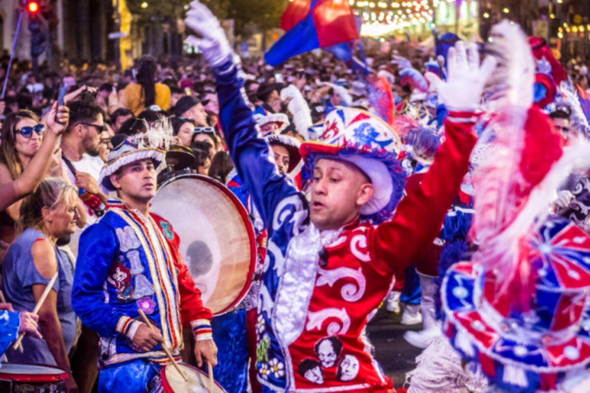 La ciudad de Buenos Aires celebra el carnaval con diferentes corsos