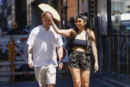 La ciudad de Buenos Aires registra una máxima de 34°C este martes bajo alerta amarilla por calor