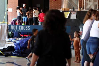 La ciudad de Chicago enfrenta varios problemas ante la ola de migrantes