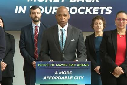 La ciudad de Nueva York lanza una iniciativa para ayudar a los trabajadores municipales a gestionar y reducir su deuda estudiantil a través del Programa de Condonación de Préstamos de Servicio Público