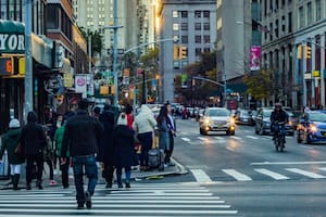 La ciudad de Nueva York llegó a un acuerdo que permitirá que más de 20.000 migrantes detenidos ilegalmente reciban una indemización