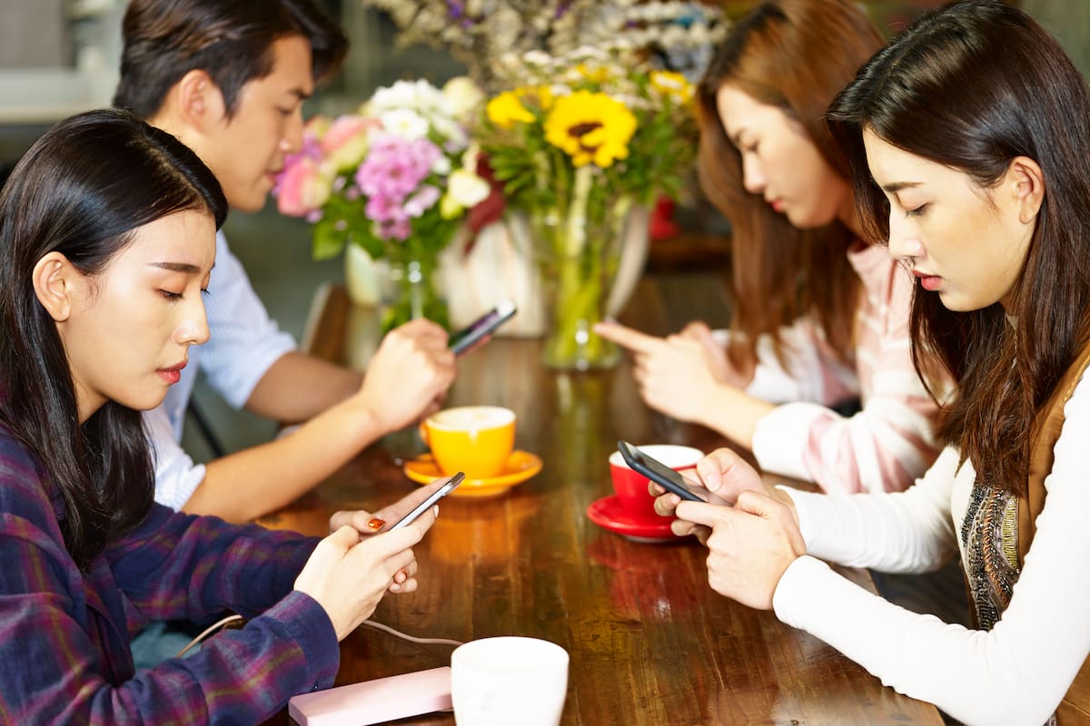 La ciudad de Toyoake, en Japón, le pidió a sus habitantes que no usen el celular más de dos horas diarias fuera del horario laboral