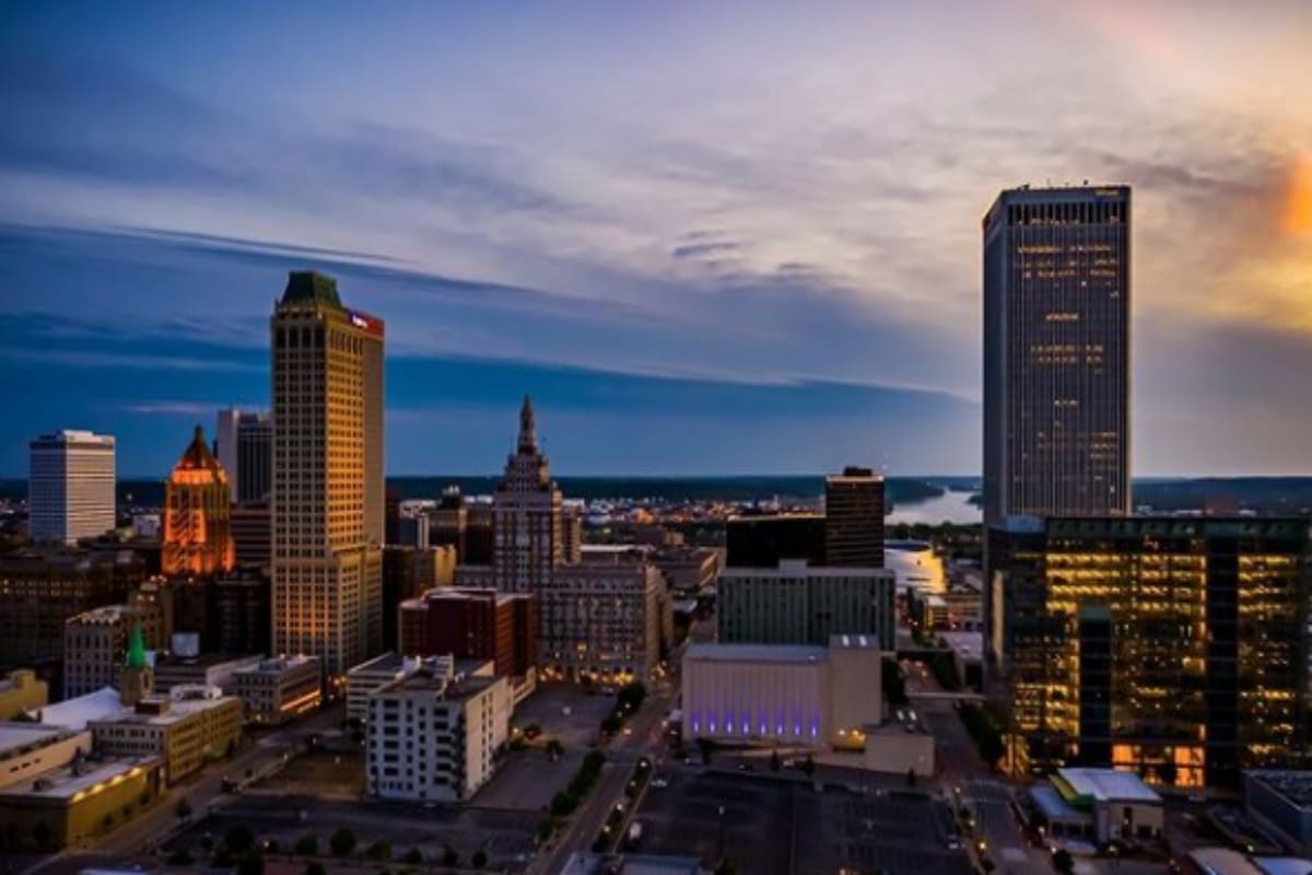 La ciudad de Tulsa, en Estados Unidos, ofrece 10 mil dólares y espacios de co-working para quienes quieran instalarse en 2021