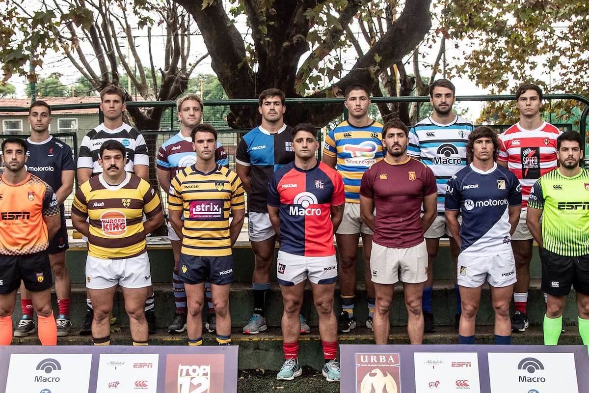 La clásica foto de los capitanes de todos los planteles, reunidos por la URBA antes del comienzo del Top 12