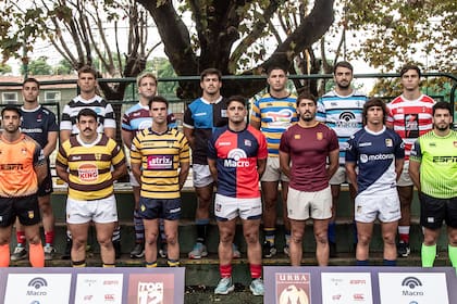 La clásica foto de los capitanes de todos los planteles, reunidos por la URBA antes del comienzo del Top 12