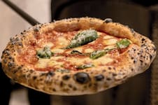 50 Top Pizza 2026: cuáles son y dónde quedan las dos pizzerías argentinas elegidas entre las mejores del mundo