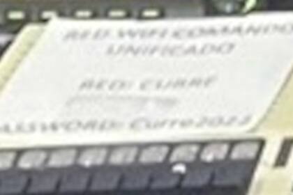 La clave de wifi que fue filtrada por la foto que subió Iñaki Gutiérrez desde el búnker de seguridad de la Ciudad