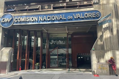 La CNV sufrió un ataque de tipo ransomware hace diez días; no pagó el rescate, y ahora los atacantes hicieron públicos los archivos capturados