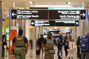 Noticias del ICE hoy: operativos migratorios en aeropuertos y qué se sabe de las redadas en Los Ángeles