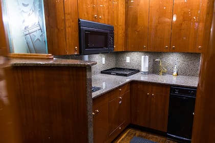 La cocina está totalmente equipada con electrodomésticos listos para usar