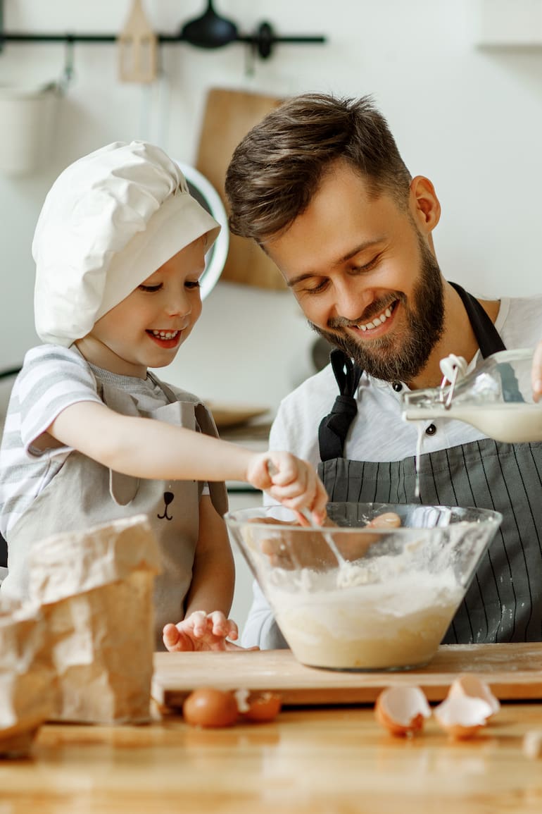 La cocina puede transformarse en un laboratorio o un centro de juegos en las vacaciones de invierno