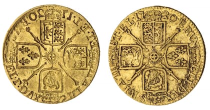 La colección de monedas que halló esta pareja también incluia esta moneda