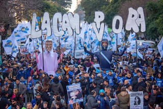 Triple crimen: La Cámpora cuestionó al Gobierno por eliminar las políticas de género