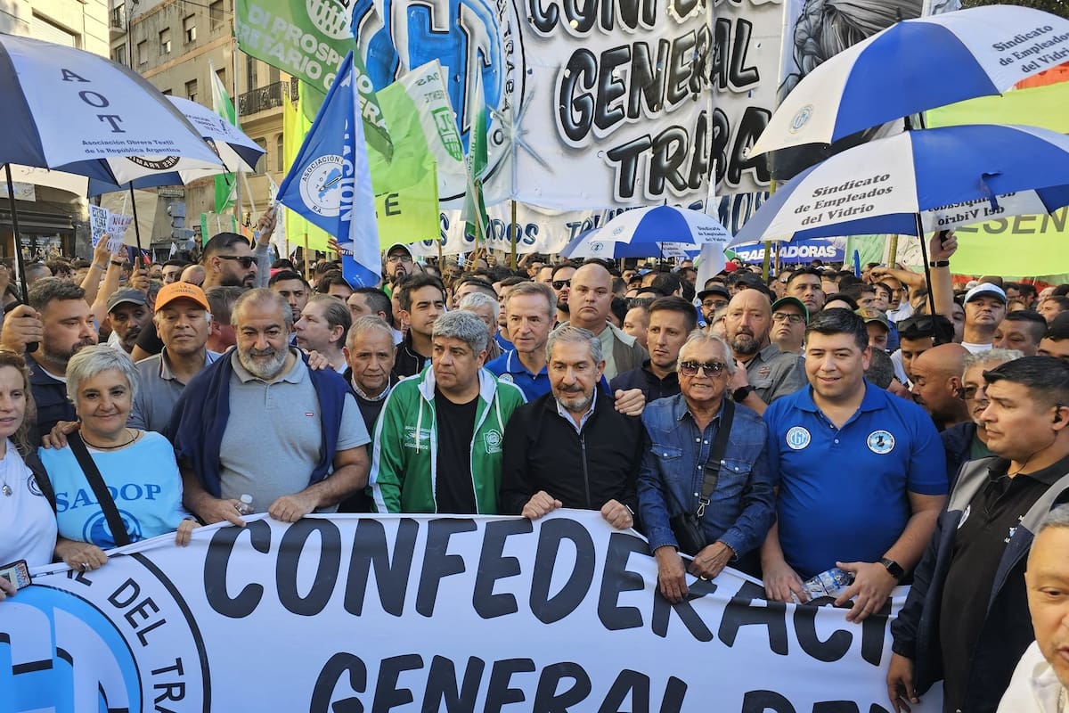 La columna de la CGT en la marcha universitaria